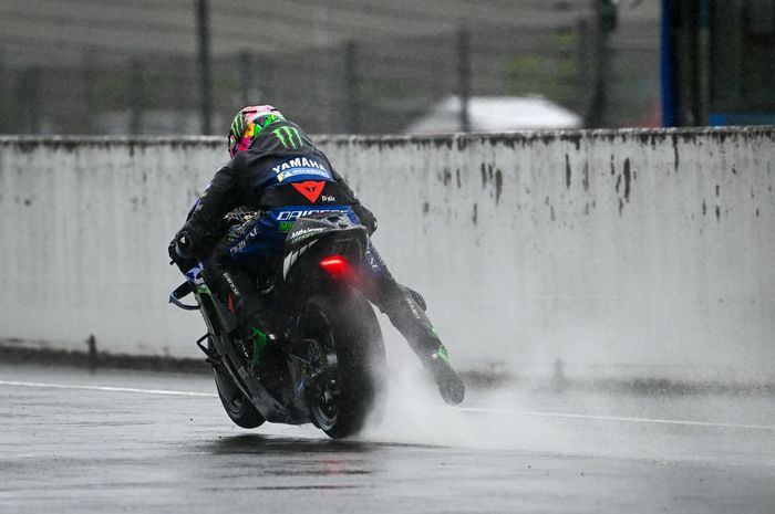 Pembalap Monster Energy Yamaha, Franco Morbidelli pada balapan MotoGP Thailand 2022 di Sirkuit Internasional Chang, Buriram, Thailand, Minggu (2/10/2022)