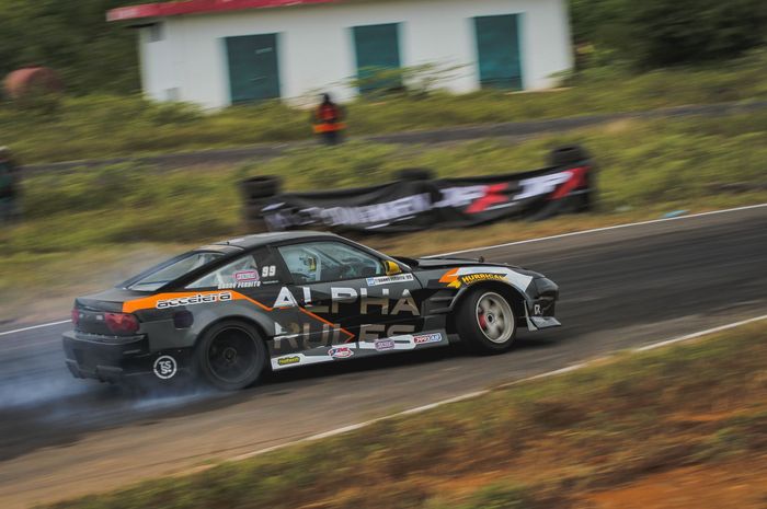 Alpha Rules Drift Team mendapat dukungan di ajang Indonesia Drift Series