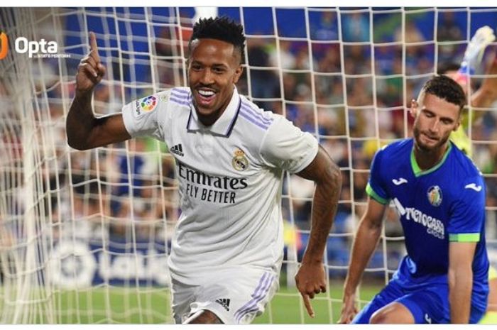 Selebrasi pemain Real Madrid, Eder Militao, usai menjebol gawang Getafe pada pekan ke-8 Liga Spanyol 2022, Minggu (9/10/2022) dini hari WIB.