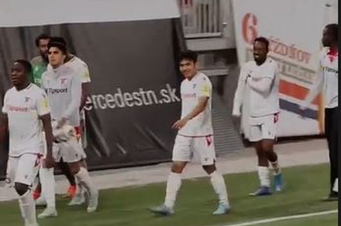 Winger timnas Indonesia, Witan Sulaeman turut bermain saat AS Trencin menang 4-0 atas Slovan Bratislava dalam lanjutan Liga Slovakia, Minggu (9/10/2022).