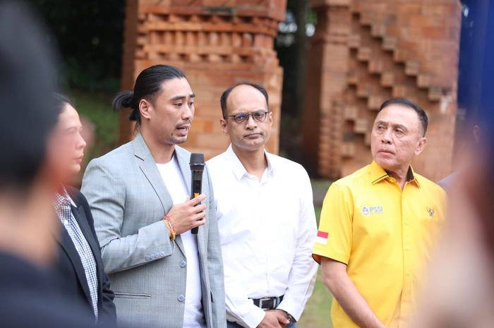 FIFA Development Project Coordinator, Niko Nhouvannasak dalam jumpa pers di Plataran, Gelora Bung Karno, Jakarta Pusat, Rabu (12/10/2022).