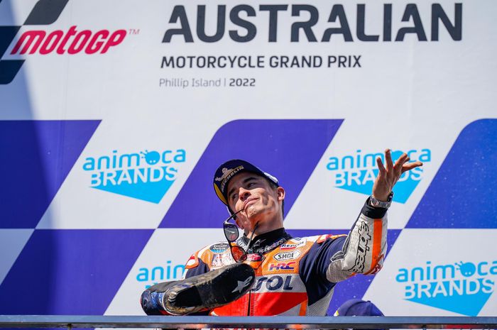 Pembalap Repsol Honda, Marc Marquez merayakan podium kedua pada MotoGP Australia 2022, Minggu (16/10/2022)