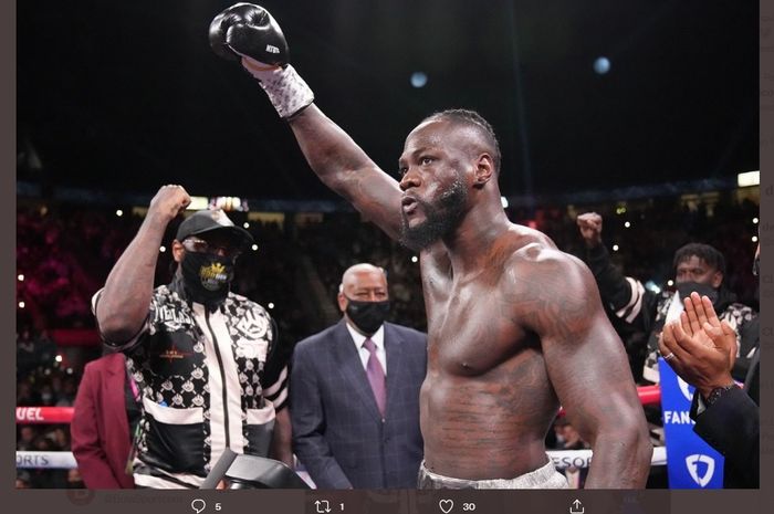 Petinju kelas berat, Deontay Wilder diminta pensiun oleh ibunya