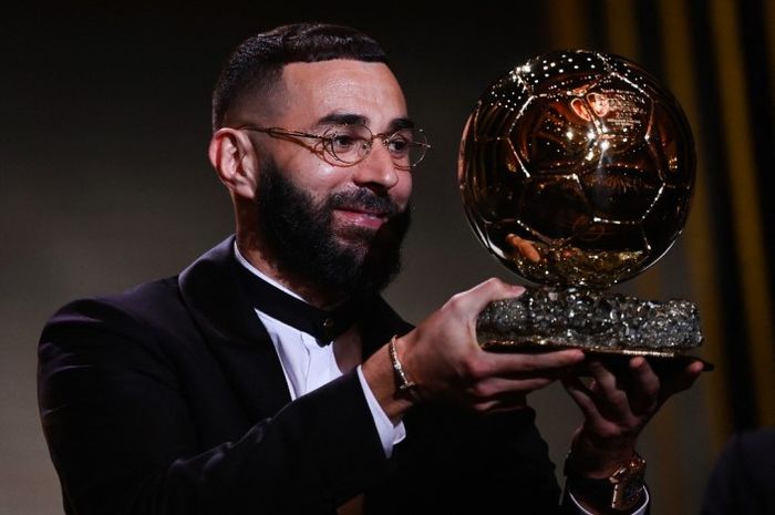 Karim Benzema memenangi Ballon d'Or 2022.