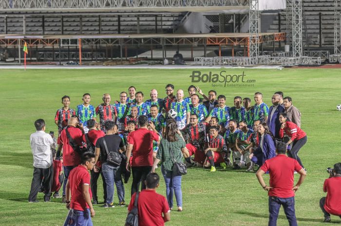 FIFA dan PSSI menggelar pertandingan persahabatan di Stadion Madya, Senayan, Jakarta, 18 Oktober 2022.