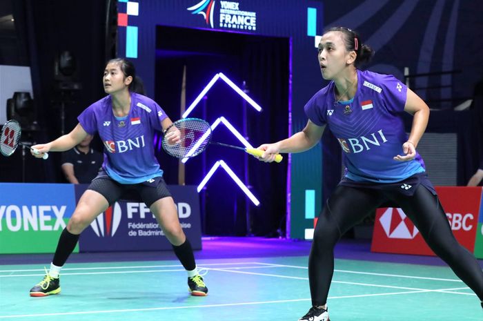 Ganda putri Indonesia, Febriana Dwipuji Kusuma/Amalia Cahaya Pratiwi saat tampil pada babak pertama French Open 2022, Selasa (25/10/2022)