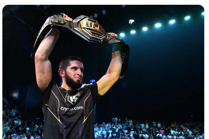 Juara kelas ringan UFC, Islam Makhachev.