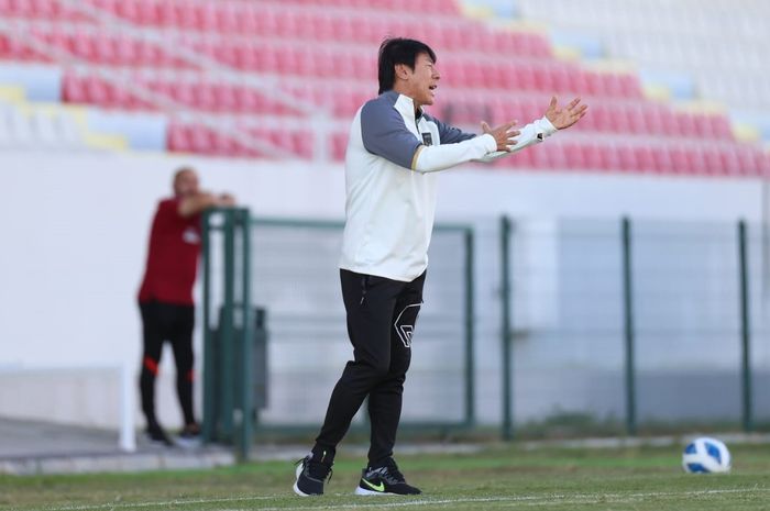 Pelatih timnas U-20 Indonesia, Shin Tae-yong saat laga uji coba melawan timnas Turki (26/10/2022).