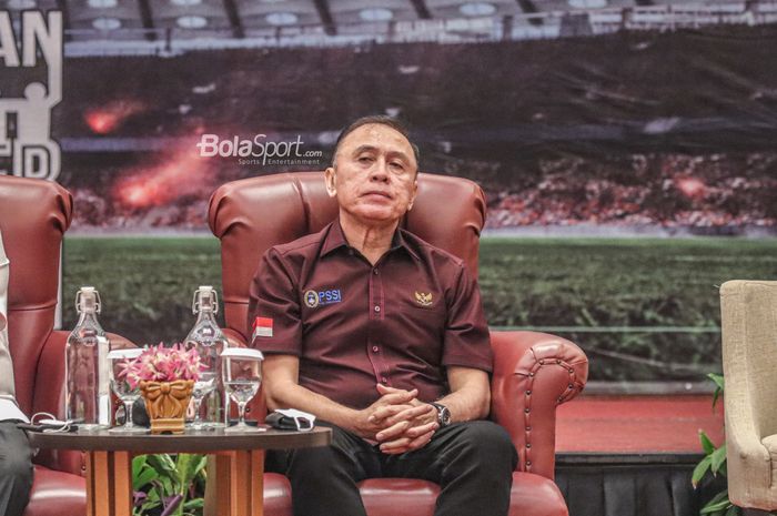 Ketua Umum PSSI, Mochamad Iriawan, saat menghadiri acara di Hotel Aston Kartika, Grogol, Jakarta Barat, 16 November 2022.