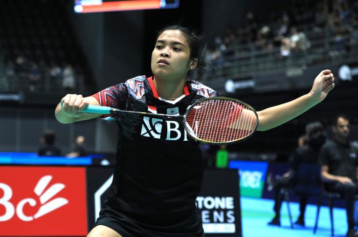 Aksi pebulu tangkis tunggal putri Indonesia, Gregoria Mariska Tunjung, pada babak pertama Australian Open 2022 di Quay Centre, Sydney, Rabu, 16 November 2022