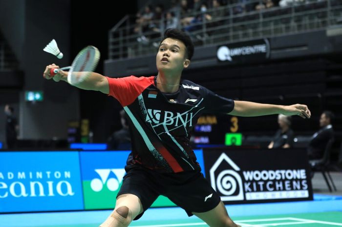 Pebulu tangkis tunggal putra Indonesia, Christian Adinata melaju ke putaran kedua babak kualifikasi Indonesia Masters 2023