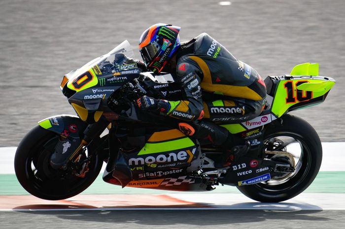 Adik Valentino Rossi, Luca Marini