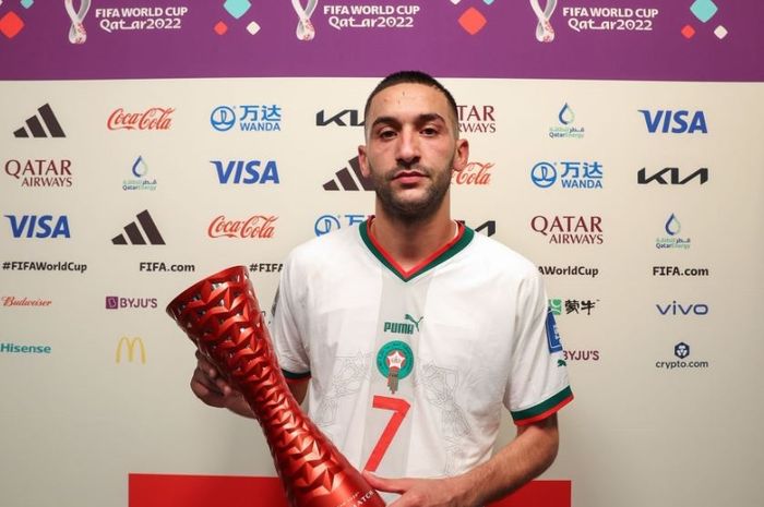 Hakim Ziyech mendapatkan penghargaan Man of the Match setelah berhasil mengantarkan timnas Maroko mengalahkan timnas Belgia pada partai kedua Grup F Piala Dunia 2022, Minggu (27/11/2022).