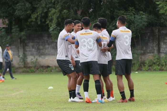 Sesi latihan PSIM Yogyakarta di Lapangan Kenari, Kota Yogyakarta pada Rabu (29/11/2022).