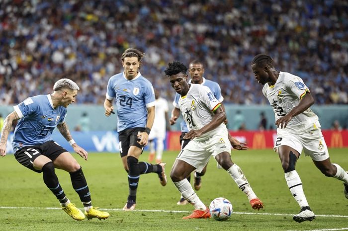 Timnas Uruguay meraih kemenangan 2-0 atas timnas Ghana pada laga terakhir Grup H Piala Dunia 2022.