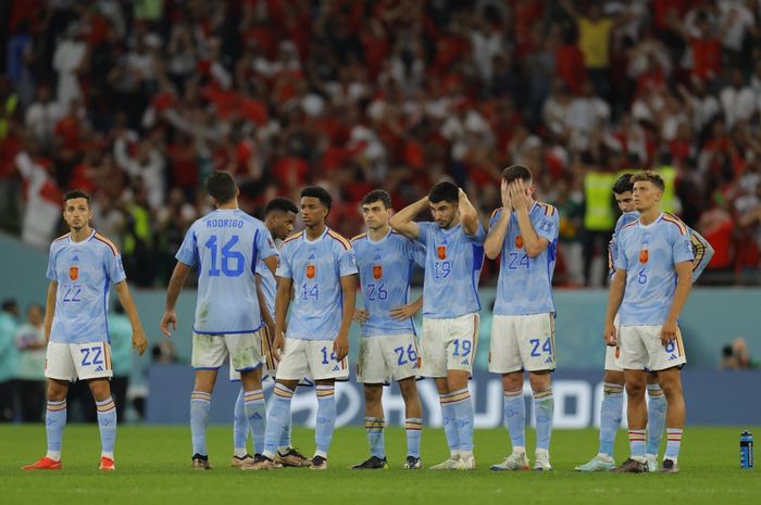 Timnas Spanyol kalah adu penalti dari timnas Maroko pada duel 16 besar Piala Dunia 2022 di Education City Stadium (6/12/2022).