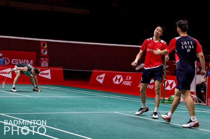 Ganda putra China, Liu Yu Chen/Ou Xuan Yi saat menjalani laga kedua babak penyisihan grup BWF World Tour Finals 2022, Kamis (8/12/2022)