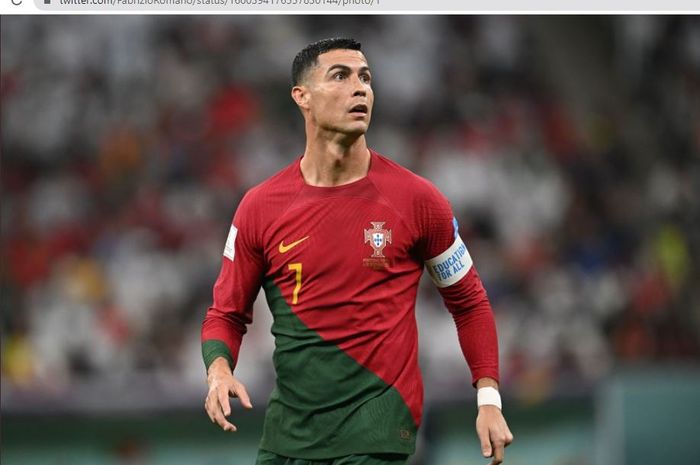 Kapten sekaligus megabintang timnas Portugal, Cristiano Ronaldo, dalam sebuah laga Piala Dunia 2022.