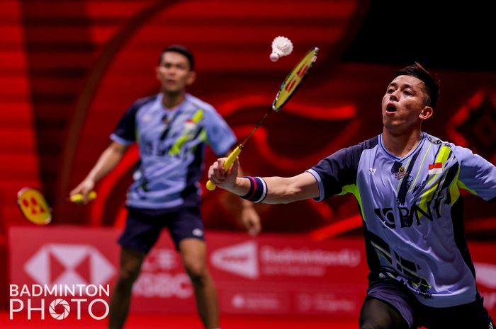 Pasangan ganda putra Indonesia, Fajar Alfian/Muhammad Rian Ardianto, pada laga ketiga fase grup BWF World Tour Finals 2022 di Nimibutr Stadium, Bangkok, Jumat (9/12/2022).