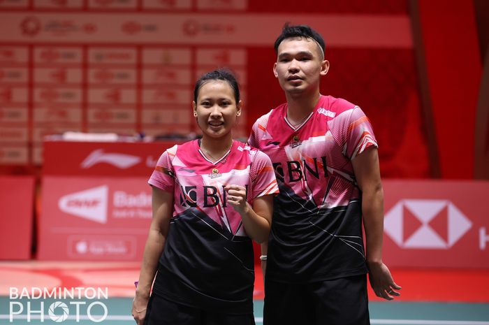 Pasangan ganda campuran Indonesia, Rinov Rivaldy/Pitha Haningtyas Mentari usai menjalani pertandingan ketiga babak penyisihan grup BWF World Tour Finals 2022, Jumat (9/12/2022)