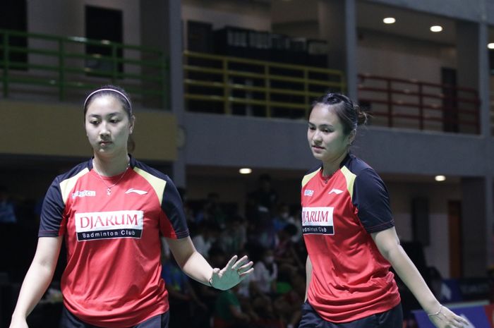 Pasangan ganda putri, Febby Valencia Dwijayanti Gani/Melati Daeva Oktavianti (Djarum Kudus) pada hari pertama Kejurnas Beregu Dewasa antar klub PBSI di pelatnas Cipayung, Jakarta, Senin (12/12/2022).