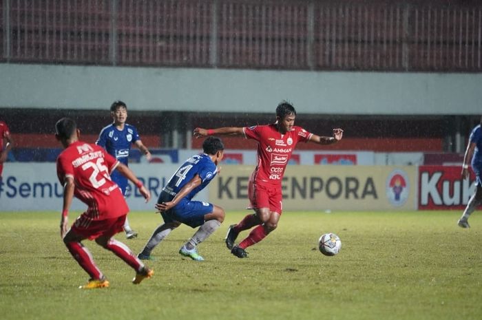 Suasana pertandingan PSIS Semarang vs Persija Jakarta di Stadion Maguwoharjo, Sleman, Selasa (13/12/2022).