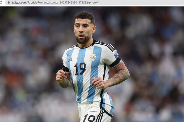 Bek timnas Argentina yang kini bermain untuk Benfica, Nicolas Otamendi.