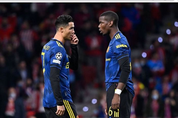 Cristiano Ronaldo dan Paul Pogba saat masih bermain di Manchester United.