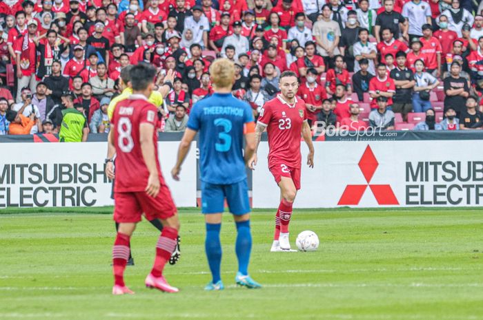 Tim dokter Persib Bandung memberi kabar tekini soal kondisi Marc Klok yang sebelumnya dikabarkan mengalami cedera jelang laga timnas Indonesia vs Vietnam.