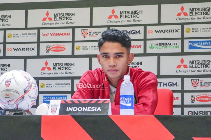 Gelandang timnas Indonesia, Marselino Ferdinan, saat menghadiri sesi jumpa pers jelang bertanding dalam laga leg pertama semifinal Piala AFF 2022  di Stadion Gelora Bung Karno, Senayan, Jakarta, 5 Januari 2023.