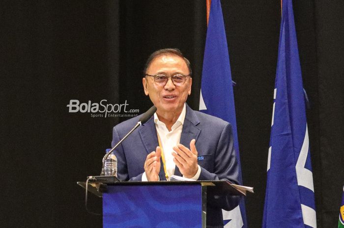 Ketua Umum PSSI, Mochamad Iriawan, saat sedang memberikan sambutan dalam Kongres Biasa 2023 di Hotel Sultan, Senayan, Jakarta, 15 Januari 2023.