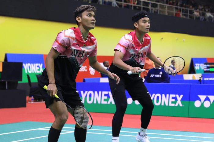 Pasangan ganda putra Indonesia, Muhammad Shohibul Fikri/Bagas Maulana, pada babak pertama India Open 2023 di KD Jadhav Indoor Hall, New Delhi, Rabu (18/1/2023).