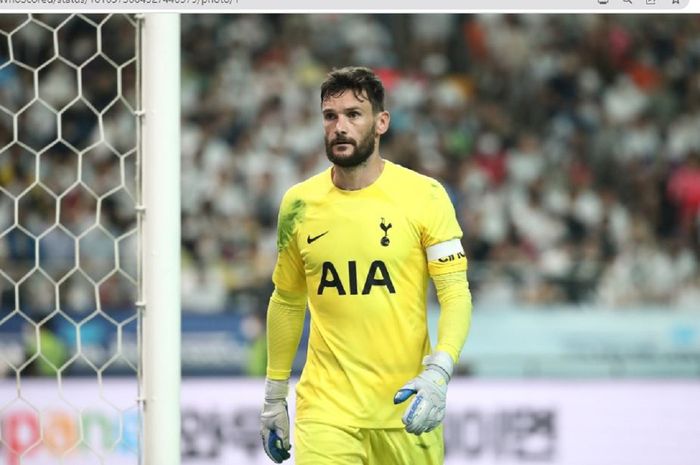 Tottenham Hotspur terancam kehilangan kapten tim, Hugo Lloris, selama 1,5 bulan karena cedera lutut yang ia alami.  