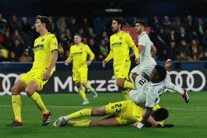 Duel Villarreal versus Real Madrid pada babak 16 besar Copa del Rey 2022-2023.