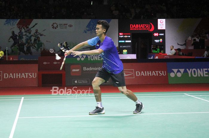 Tunggal putra Indonesia, Christian Adinata gagal menyumbang poin ketika turun pada partai ketiga beregu putra SEA Games 2023 melawan Singapura, Rabu (10/5/2023)