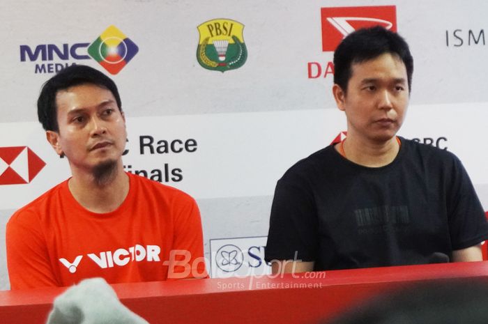 Pasangan ganda putra Indonesia, Mohammad Ahsan/Hendra Setiawan, saat wawancara setelah pertandingan babak pertama Indonesia Masters 2023 di Istora Gelora Bung Karno, Senayan, Jakarta, 24 Januari 2023.