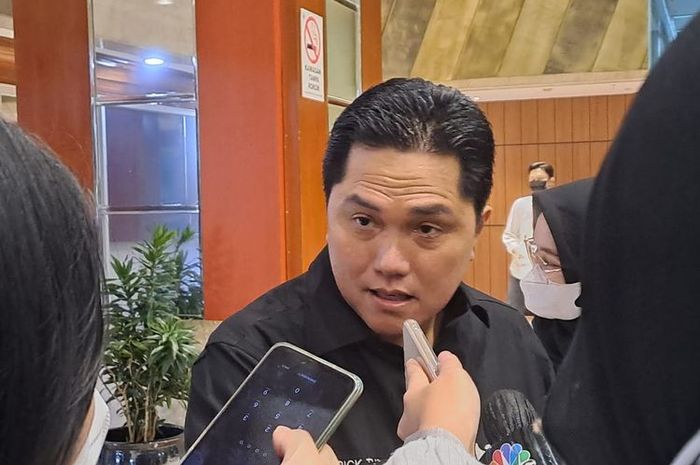 Pelatih timnas Indonesia, Shin Tae-yong mengenal salah satu calon Ketua Umum PSSI yakni Erick Thohir. Namun Shin tak ingin memihaknya untuk terpilih sebagai ketua yang baru.