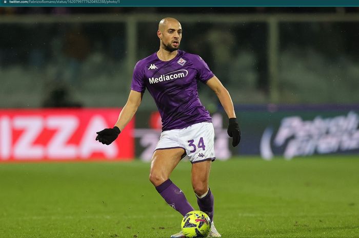 Di saat tidak kunjung mendapatkan jasa Rasmus Hojlund, Manchester United justru sudah capai kata sepakat dengan Sofyan Amrabat.