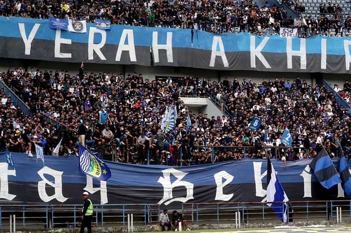 Menpora Zainudin Amali menilai suporter di laga Persib vs PSS Sleman berjalan tertib.