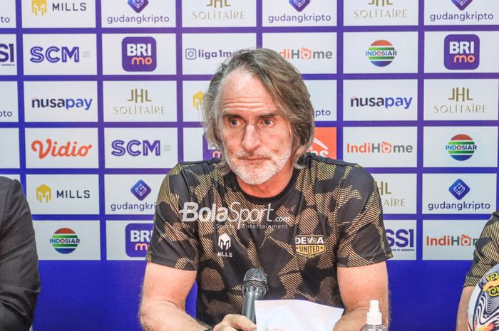 Pelatih Dewa United, Jan Olde Riekerink menilai pertandingan pekan ke-30 Liga 1 2022-2023 melawan Barito putera akan berlangsung sengit.