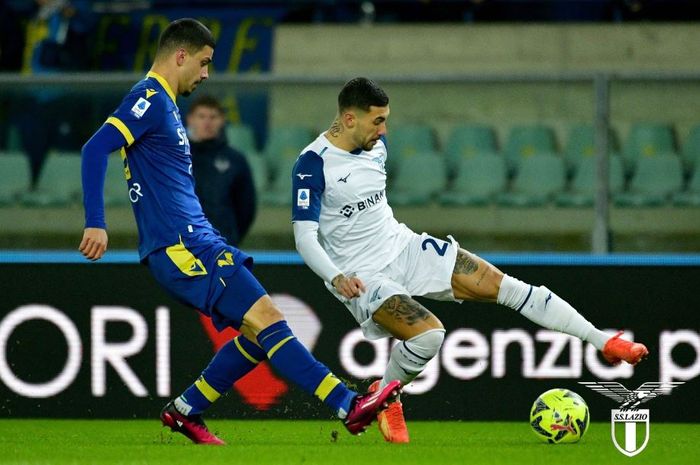 Lazio gagal menembus posisi tiga besar karena hanya bermain imbang melawan Hellas Verona pada giornata 21 Liga Italia 2022-2023 di Stadion Marcantonio Bentegodi, Senin (6/2/2023).