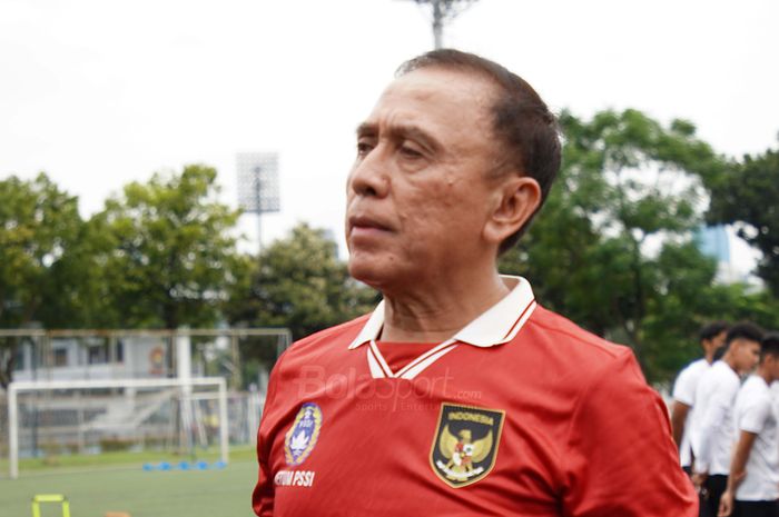 Mochamad Iriawan hadir dalam TC Timnas U-20 Indonesia yang berlangsung di Lapangan C, Senayan Jakarta