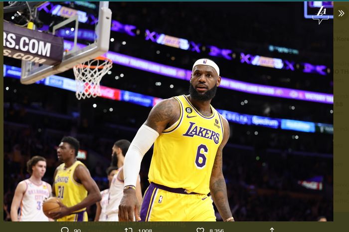 Pebasket LA Lakers, LeBron James berhasil mematahkan rekor 39 tahun Kareem Abdul-Jabbar sebagai pencetak poin terbanyak NBA