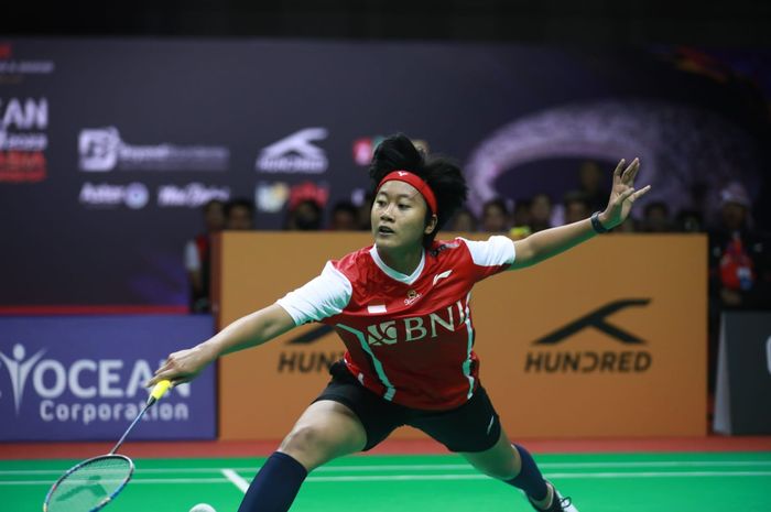 Tunggal putri Indonesia, Putri Kusuma Wardani, saat tampil melawan Korea Selatan pada Kejuaraam Beregu Campuran Asia 2023 di Dubai Exhibition Centre, Dubai, Jumat (17/2/2023).