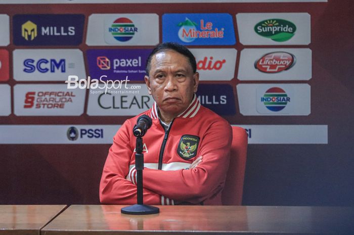 Menteri Pemuda dan Olahraga Republik Indonesia, Zainudin Amali, menghadiri sesi jumpa pers di Stadion Gelora Bung Karno, Senayan, Jakarta, Minggu (19/2/2023) siang.