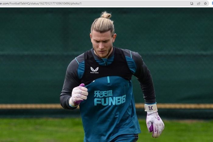 Kiper ketiga Newcastle United, Loris Karius.