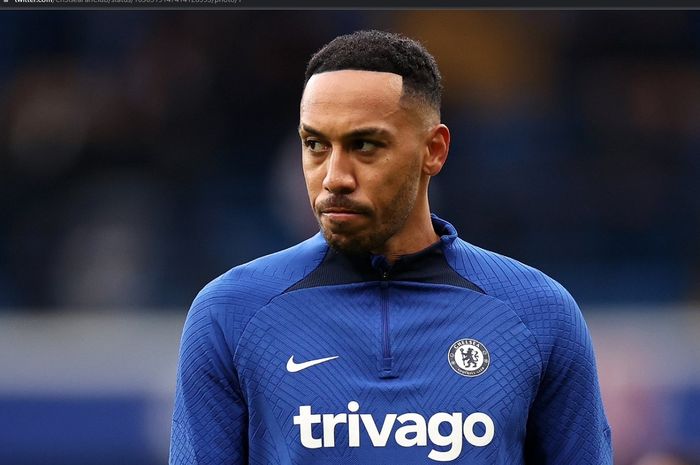 Chelsea enggan menjual Pierre-Emerick Aubameyang ke Barcelona dan lebih memilih Inter Milan.