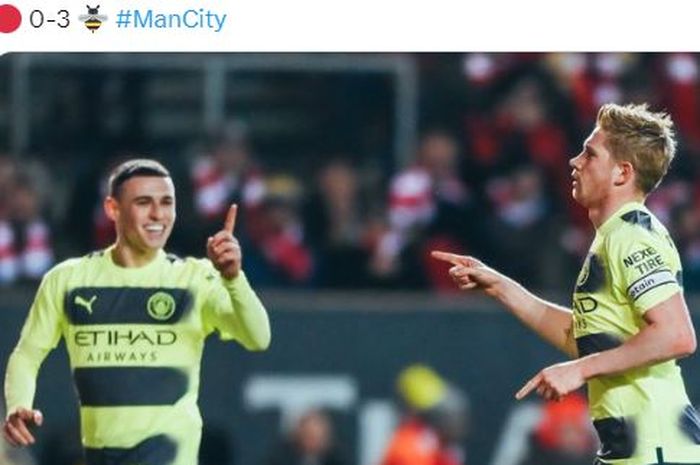 Dua pemain Manchester City, Phil Foden dan Kevin De Bruyne, melakukan selebrasi dalam laga ronde kelima Piala FA kontra Bristol City di Stadion Ashton Gate, Selasa (28/2/2023). Tak sangka menang 3-0, Foden bocorkan Man City incar juara Piala FA.