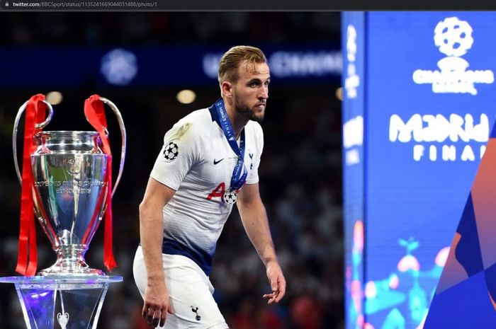 Tottenham sedang memantau penyerang Liga Inggris sebagai calon pengganti Harry Kane apabila sang striker hengkang.