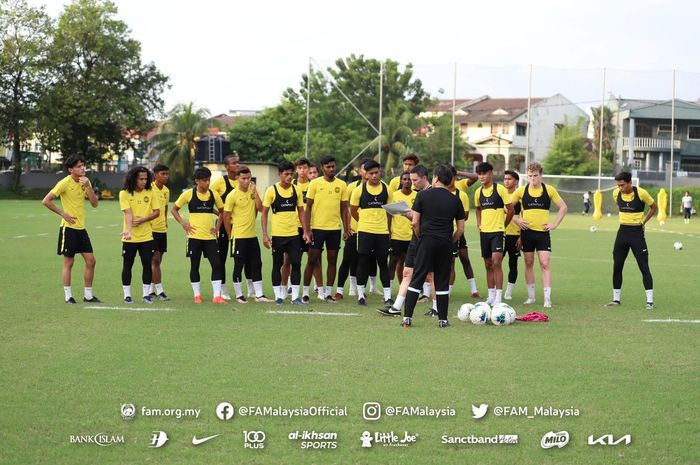 Skuad timnas U-22 Malaysia menggelar latihan jelang tampil di Merlion Cup 2023.